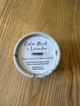 Load image into Gallery viewer, Candle- Cedar Musk Lav WW
