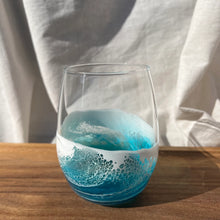 Load image into Gallery viewer, Stemless Wine Glass Ocean Resin
